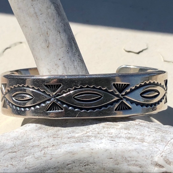 A.N.B. Jewelry - Vintage sterling cuff bracelet